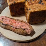 パンとエスプレッソと異人館 - チョコチップトーストと、どこでも買う明太フランス