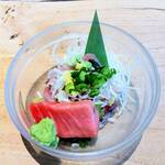 海湘丸 - 本マグロ入り刺身の盛り合わせ