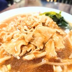 味楽 - 甘辛餡で纏められた、"焼肉"がたっぷり。