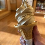 オベリベリ温泉 水光園 - 料理写真:ミニソフトクリーム（モカ）250円