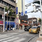 ブルーシールパーラー 大湾店 - 