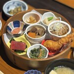 赤坂うまや - おかずがいっぱいです♡