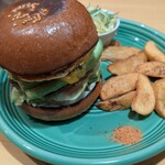 レイヤーズ 丸の内 本店 - 