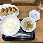340737554 - 餃子（500円）＋小ライス（170円）