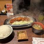 名古屋名物 みそかつ 矢場とん - 