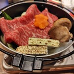 回転焼肉一升びん - 