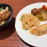 ブッフェレストラン フェスタガーデン 横浜ワールドポーターズ - 