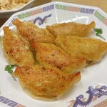 金華楼 - 焼餃子　¥450