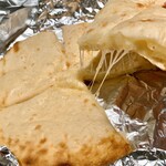 スミトラ アジアン ダイニング - 絶品！！チーズナン