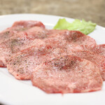 味道園 - 料理写真:牛上タン塩（国産牛肉）