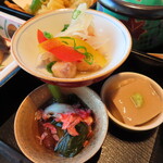 炉端炭火ダイニング海 - 2025年の｢鯛釜飯膳鯛づくし｣南蛮漬け、ごま豆腐、他