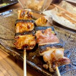 炭火焼き鳥おあんつぁん - ねぎま　左タレ右塩