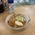 晩杯屋 - 料理写真:煮込み150円