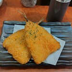 Shizuoka Oden Seafood Washoku Izakaya Gottsuan Desu. - 鲭鱼炸片。