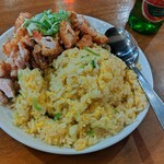 香香飯店 - 油淋鶏炒飯。旨い！