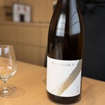 肉匠 なか澤 - 旅の一杯目は地元の日本酒と決めてる。