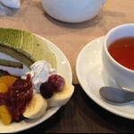 cafe さいわい ジョイフル店 - 紅茶にケーキ、プチ贅沢しました♪