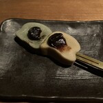 KAN - もちもち生麩田楽。甘辛八丁味噌が美味。