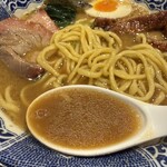 ハマカゼ拉麺店 - 