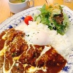 KANEYA食堂 - ランパスメニュー☆温玉カレー