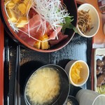 まぐろ食堂 七兵衛丸 - 