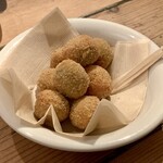 カルネヴァーレ - オリーブの揚げ物。