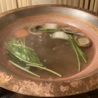 先斗町しゃぶしゃぶすき焼き きらく - 出汁スープ