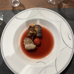 熊や - アンコウとあん肝の赤ワインソース煮