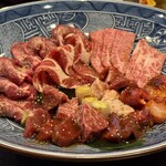 炭火焼肉 久 - 