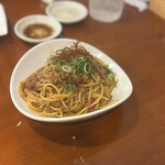 餃子とサワー ニホンバシ - 餃子屋さんのボロネーゼ