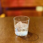 ミネバル - ボンベイサファイアの
・ロック