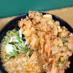 天亀そば - げそ天+かき揚げ「大盛」『天亀セット』(700円+210円+100円)