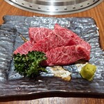 炭火焼肉 牛和鹿 - 