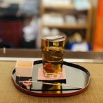 梅干しサワー専門店 - 込920円：梅干しアップルティーハイ
※ ドライアップル付き