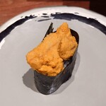 寿司の魚常 - 雲丹は見た目は最高なのですが...