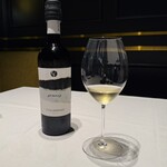 ラッフィナート - ☆ COLLEFRISIO  semis Bianco 2020 (白) コッレフリージオの個性的白！乾燥ブドウをバリック発酵熟成した力強さと清涼感のある柑橘系の風味が印象的。