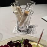 ラッフィナート - カフェラテ用のお砂糖。心遣いがさすがの4種類。グラニュー糖、ブラウンシュガー、きび糖、シロップタイプかな？