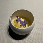 ラッフィナート - お肉の後のお口直しはイタリアンではグラニテが定番ですが高知県産 マスクメロンのズッパ！一線を画してる❤️ラッフィナートさんといえば、のジェラートも嬉しい。