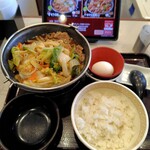 すき家 - 料理写真:牛すき鍋定食