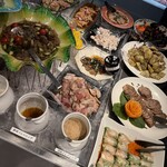 해물 뷔페 다이닝 긴자 핫포우 - 