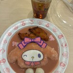 キャラクターフードコート - 