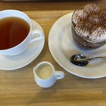 エスプリ・ドゥ・パリ - 