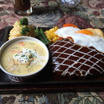 ハンバーグ専門　大賀 - 2014/12 付け合わせはスープだった