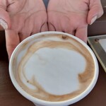 B-yond - カフェ・モカ  620円