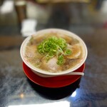 らぁめん みや - 料理写真:ラーメン 850円