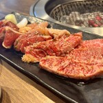 炭火焼肉 久 - 