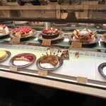 カナール - 2026年1月23日(金) お店のショーケース。