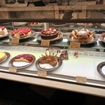 カナール - 2026年1月23日(金) お店のショーケース。