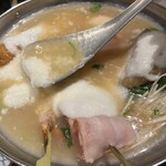 牛タンとおでんとクリスピー餃子　ひまわり［出汁］ - 