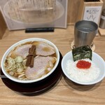 津軽煮干 ひらこ屋 - あっさり煮干  すじこめし